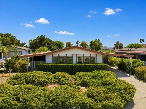 661 Roadrunner Way, Perris, CA 92570