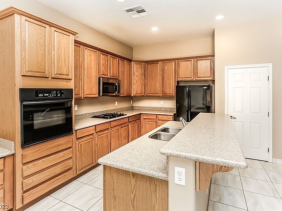 5th image of 6128 Watanabe St