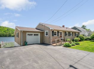 93 Whitehall Rd, Amesbury, MA 01913