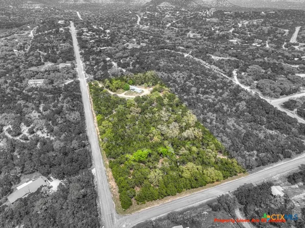 1150 Qappuella Dr, Canyon Lake, TX 78133