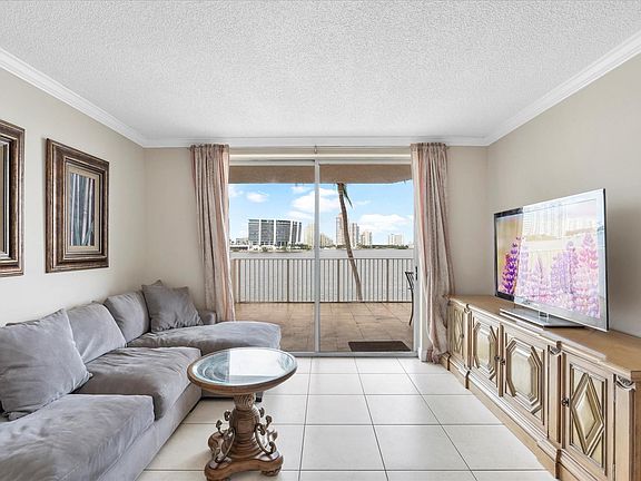 4th image of 18260 N Bay Road #304