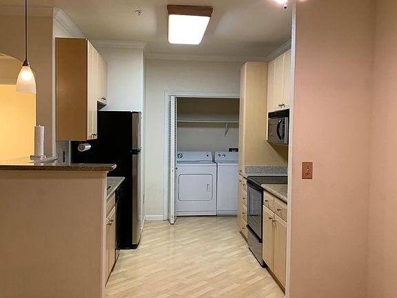 4th image of 801 S Winchester Blvd APT 1212