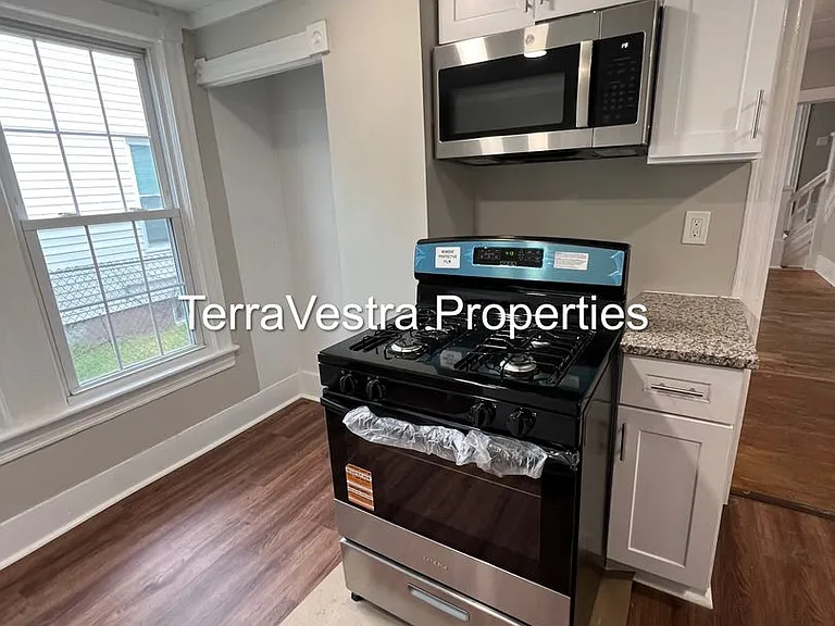 805 Archer St — Photo 4