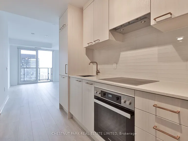 634 Church St #3708 — Photo 5