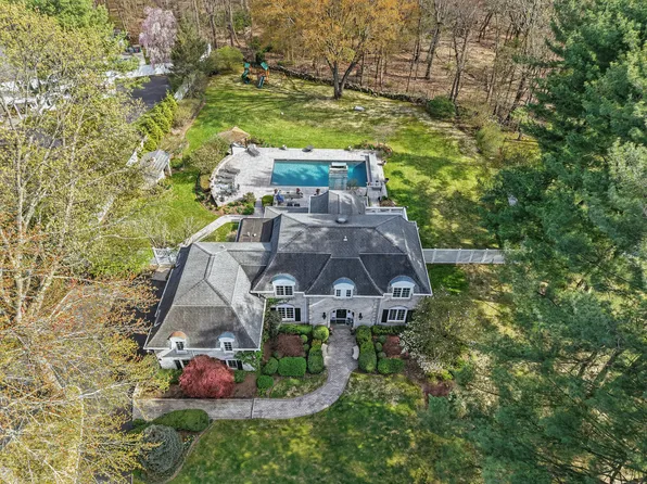 146 Ridgecrest Road, Stamford, CT 06903