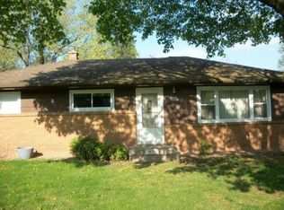 1830 Onacrest Ct N, Maplewood, MN 55117