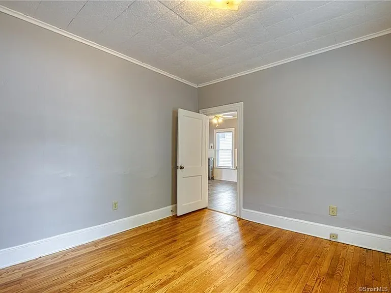 76 James St #1 — Photo 5