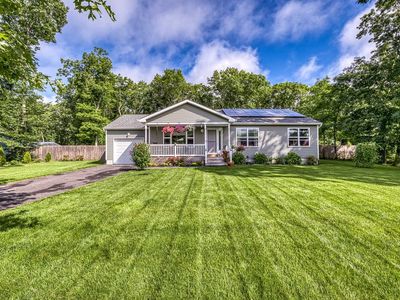 42 Gateway East Dr, Riverhead, NY, 11901