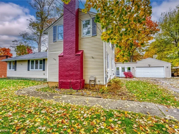 5865 Ruple Pkwy, Brook Park, OH 44142