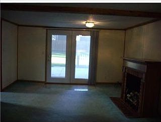 5th image of 131 Wise St