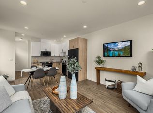10306 Midvale Ave N #E, Seattle, WA 98133