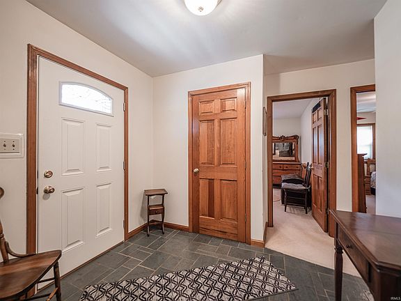 4th image of 8002 Pine Creek Dr