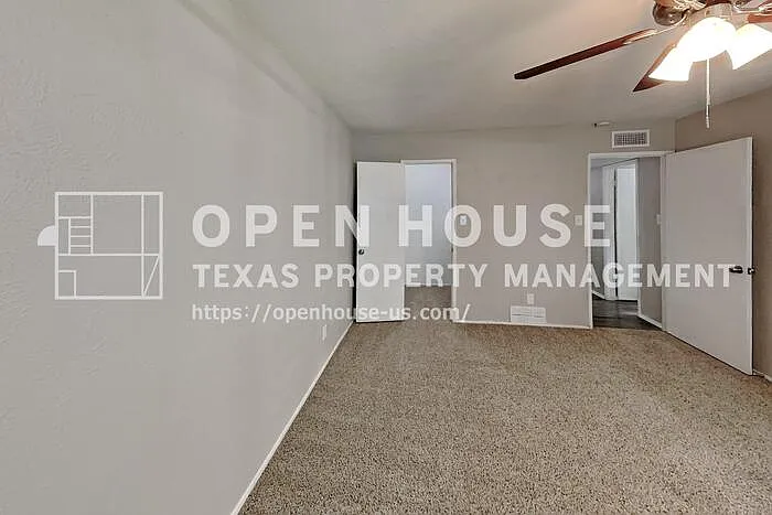 1309 Crestview Dr — Photo 10