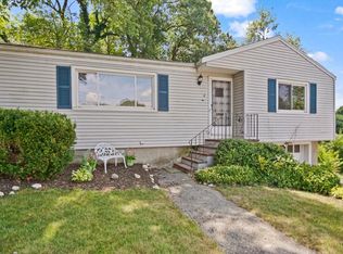 4 Fabens St, Saugus, MA 01906