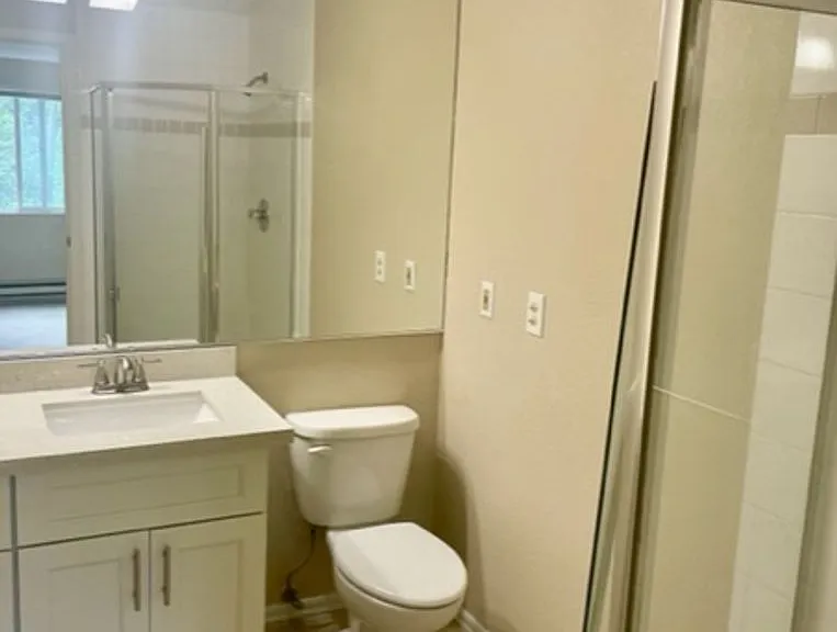 12740 NE 10th Pl #E202 — Photo 9