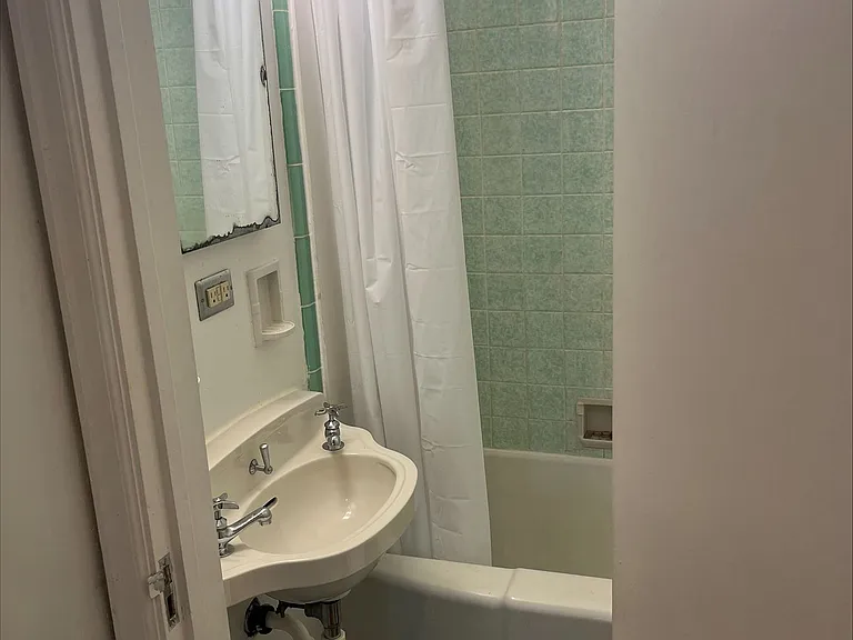 703 S Summit Ave — Photo 27
