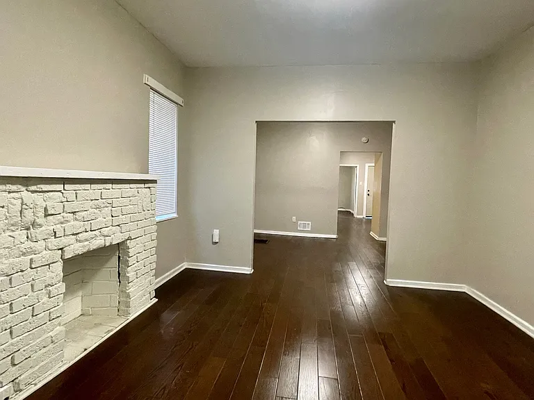 4117 Lafayette Ave #2W — Photo 13