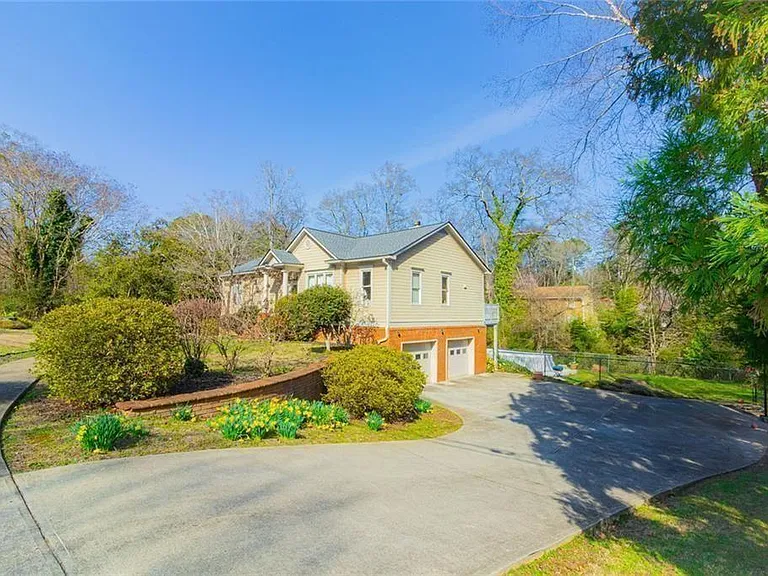 721 Smithstone Rd SE — Photo 28