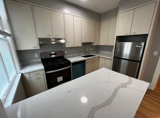 1207 Chestnut St #4, San Francisco, CA 94109