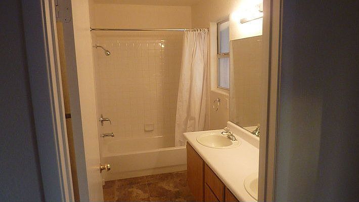 1st image of 4211 Riverstone Ave