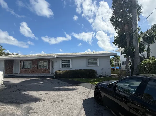 2420 E 36th St, Lighthouse Point, FL 33064