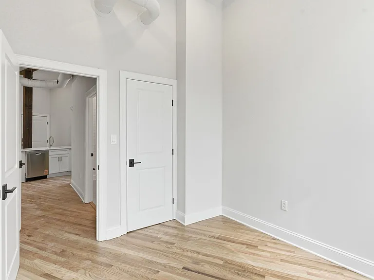 337 S Fremont Ave #1 — Photo 23