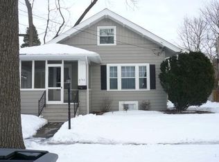 167 N Worth Ave, Elgin, IL 60123