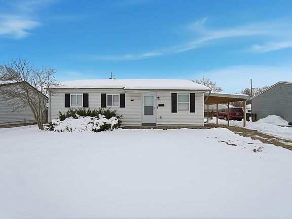 3rd image of 3824 Wade Rd