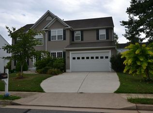 712 Lancrel Rd, Warrenton, VA 20186