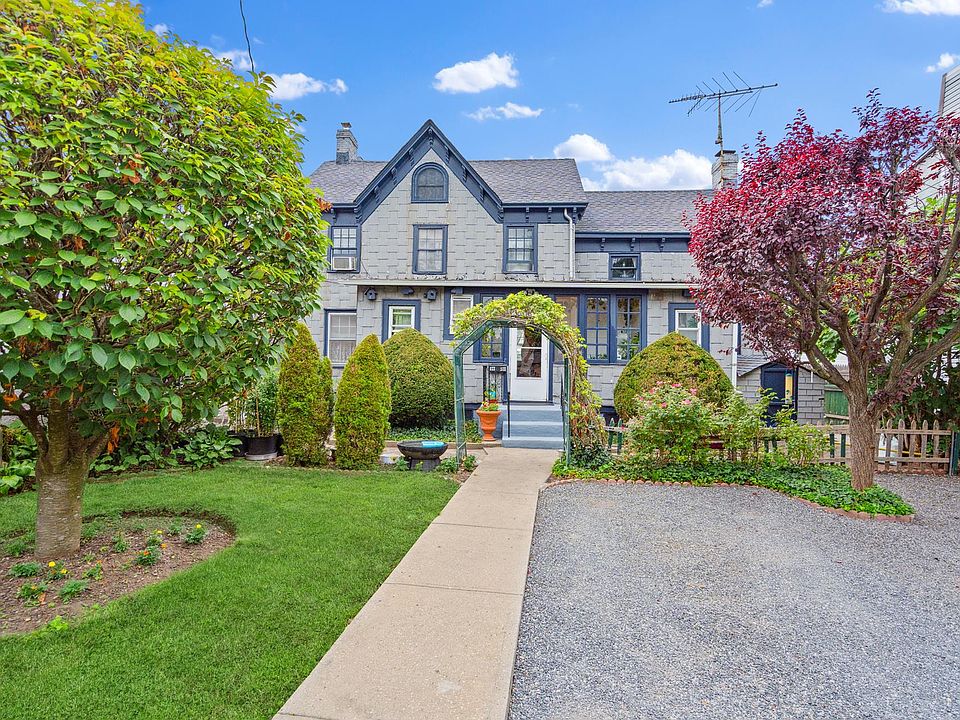 1st image of 111 Audrey Ave