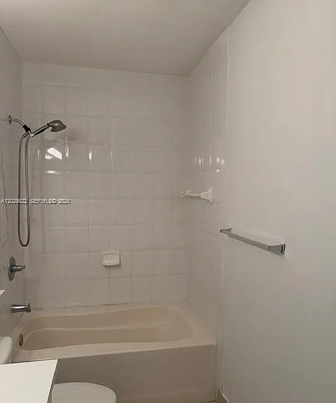 7980 N Nob Hill Rd #207 — Photo 16