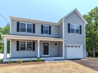 209 Curran Rd, Cumberland, RI 02864