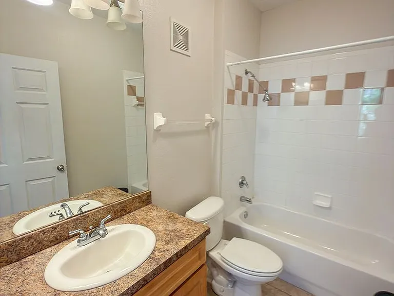 1257 SW 9th Rd #206 — Photo 14