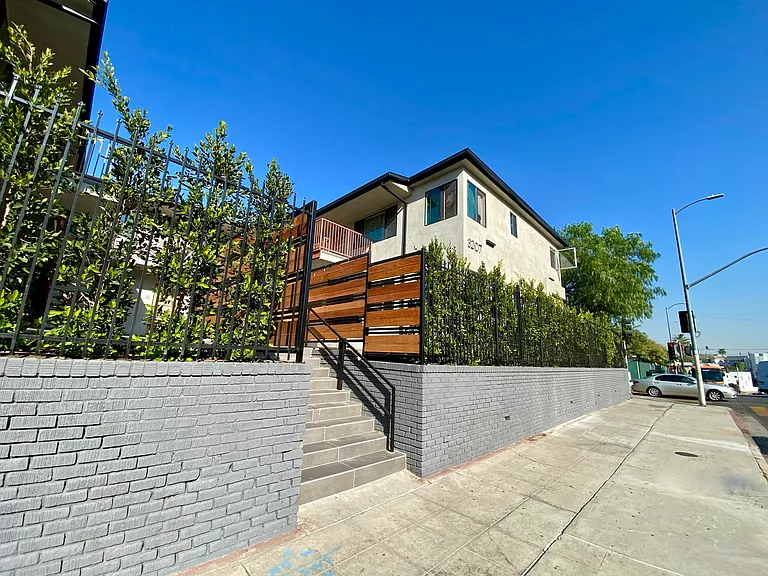 3207 W 3rd St #10A — Photo 29