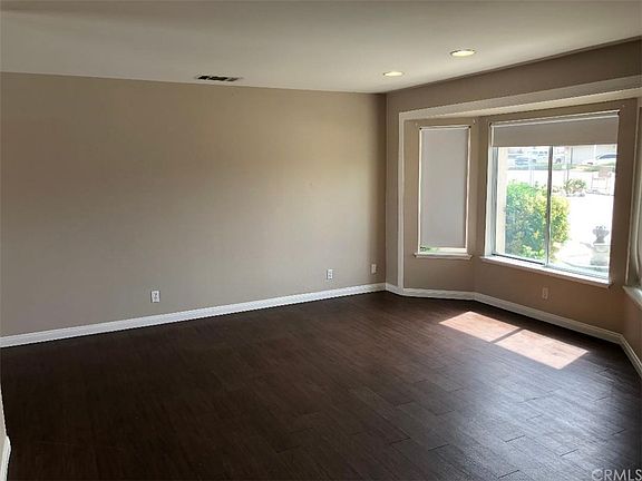 5th image of 7759 Paisley Ave