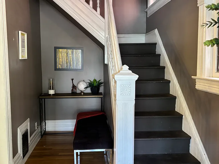 945 N Clarkson St #1 — Photo 3