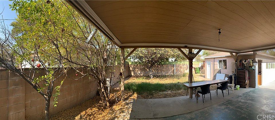 2nd image of 11031 Califa St