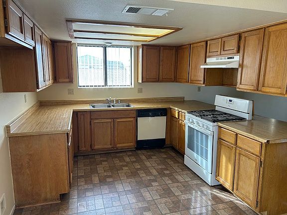 5th image of 29070 Landau Blvd APT 4