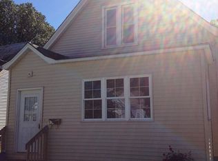 914 W Grove St, Bloomington, IL
