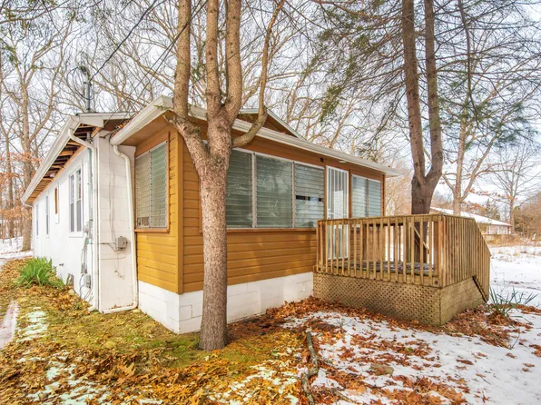 516 Nahas St, Michigan City, IN 46360