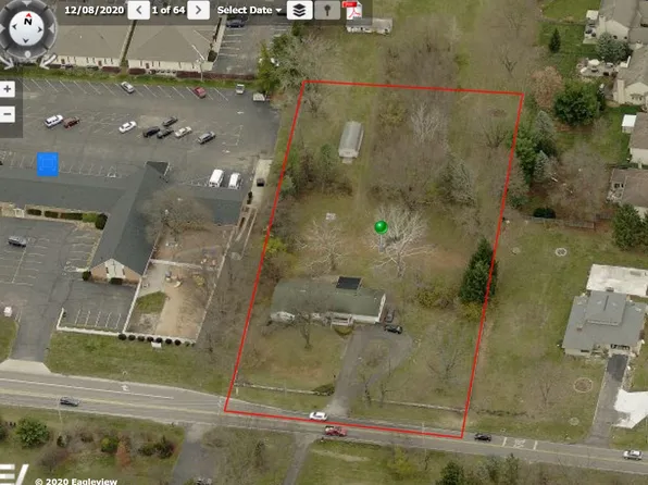 3720 Henderson Rd, Columbus, OH 43220