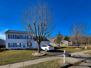 23 Oakmont Ter, East Windsor, NJ 08520
