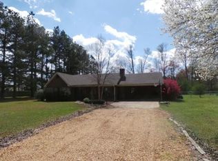 272 Beringer Rd, Columbus, MS 39702
