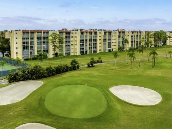 3661 Via Poinciana #604, Lake Worth, FL 33467