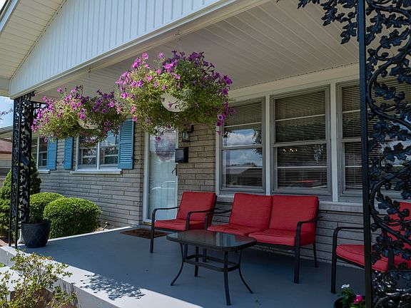 2nd image of 7220 Feyhurst Dr