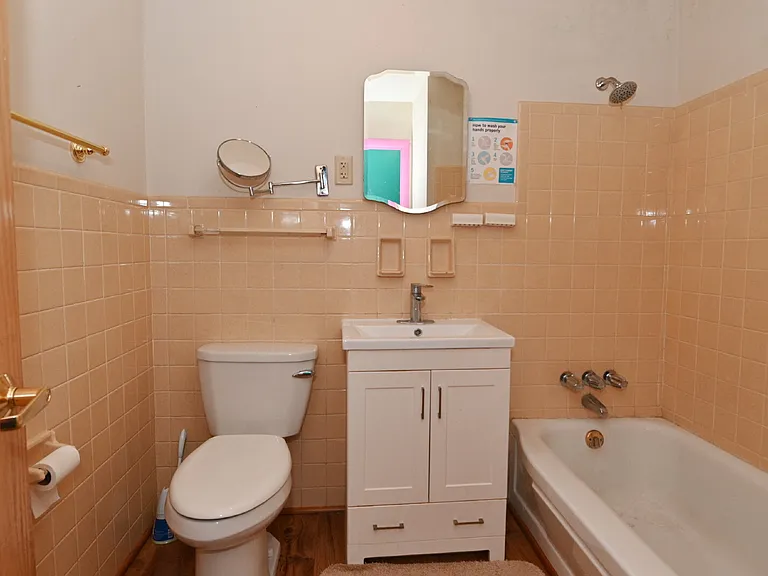 7146 S Meridian St — Photo 37