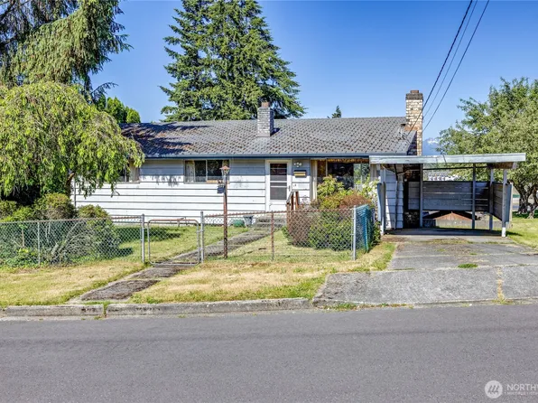 3245 Almira Drive, Bremerton, WA 98310