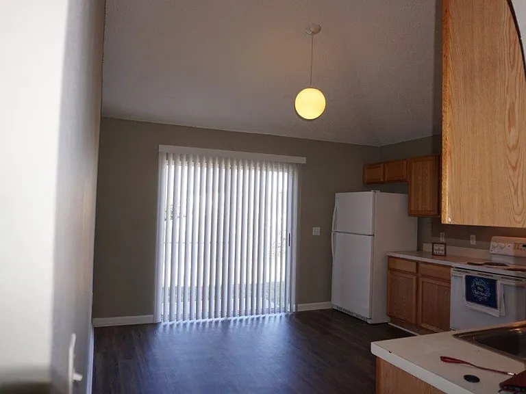 6648 Gentle Oaks Dr E — Photo 6