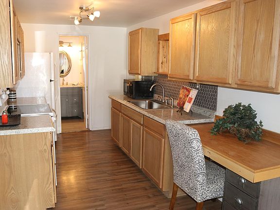 4th image of 1659 Bernice Dr