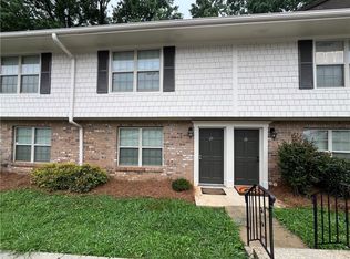 25 Villa Ct SE, Smyrna, GA 30080